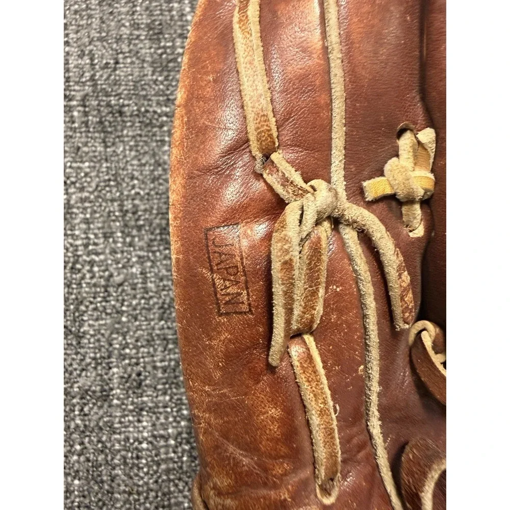 Vintage 1970s 1980s Rawlings SG59 Deep Well 10.5